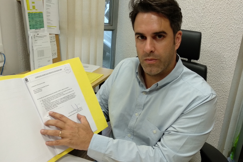 Nelson Hossri denuncia aparelho de tomografia desativado por falta de sala