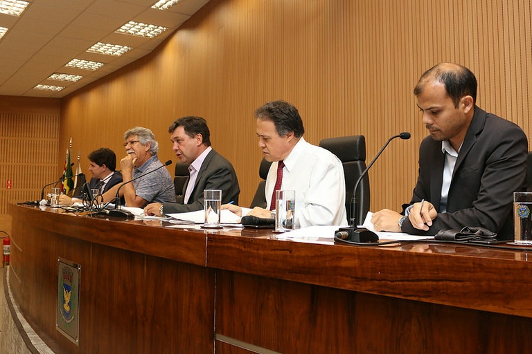 Constileg se reúne nesta quarta-feira (28) para analisar legalidade de 22 projetos que tramitam na Casa