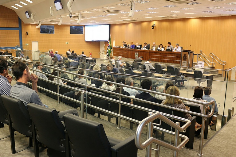Em Debate Público sobre as emendas à LUOS e Desenvolvimento Urbano, Prefeitura diz que diversas sugestões de população, CMDU e vereadores serão contempladas