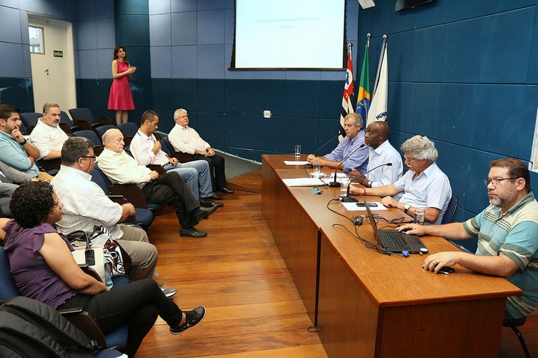 Comissão de Defesa dos Direitos Humanos e Cidadania faz diligência para apontar problemas de acessibilidade na cidade e ouve sugestão de munícipes