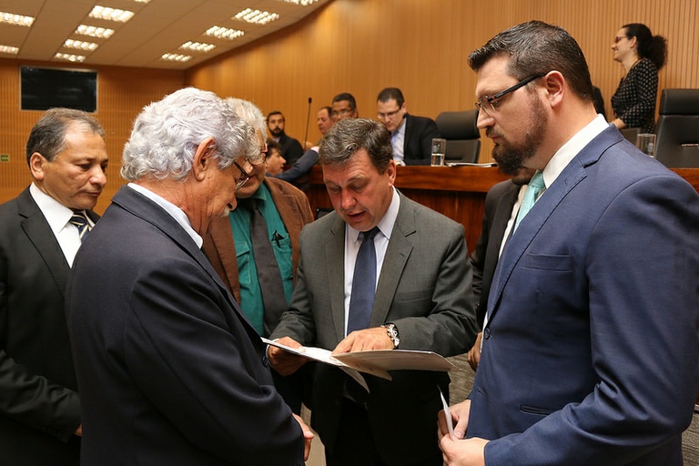 Câmara analisa em primeira discussão - nesta quarta-feira (19) - PL que libera venda de cerveja em estádios