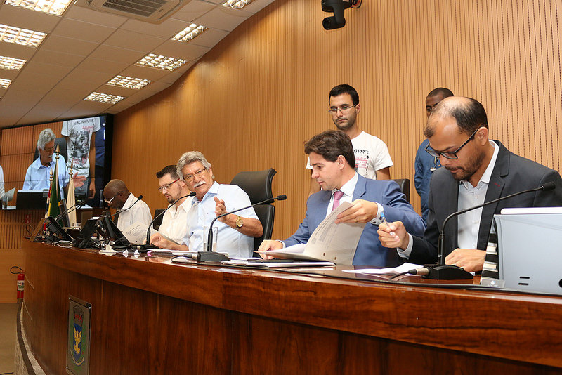 Constileg dá sinal verde a alteração em Lei Orgânica que determina o comparecimento de secretários municipais para prestação de contas na Câmara