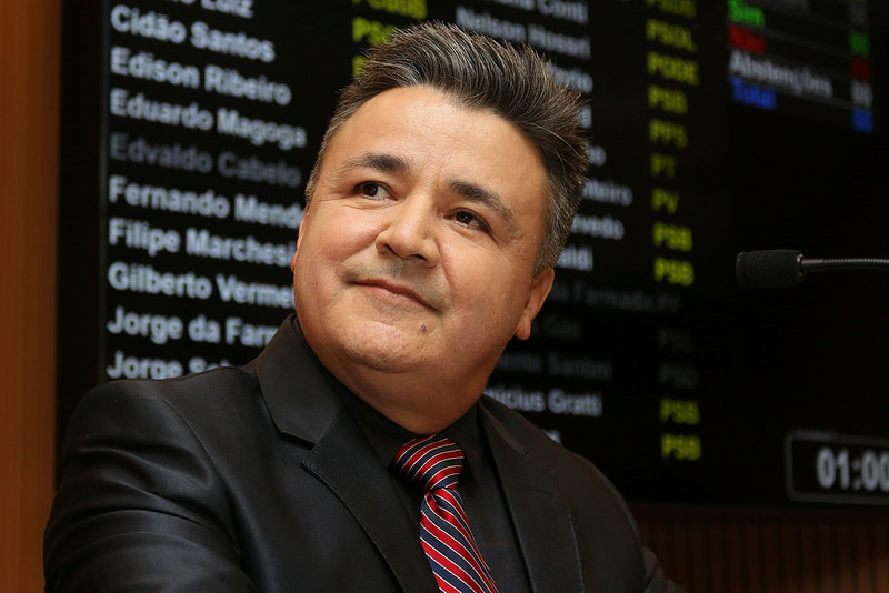 Edvaldo Cabelo é empossado como vereador de Campinas;  oito suplentes  já assumiram cargo na Legislatura 2017-2020