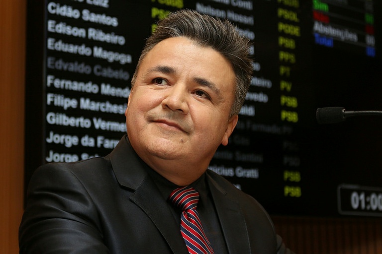 Edvaldo Cabelo é empossado como vereador de Campinas;  oito suplentes  já assumiram cargo na Legislatura 2017-2020