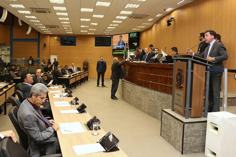 Proteção ao idoso: Câmara aprova, em primeira votação, projeto de lei que obriga instalação de câmeras conectadas à Internet nos asilos