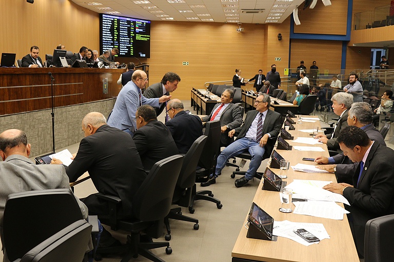  Câmara aprova os projetos da pauta desta quarta (24)