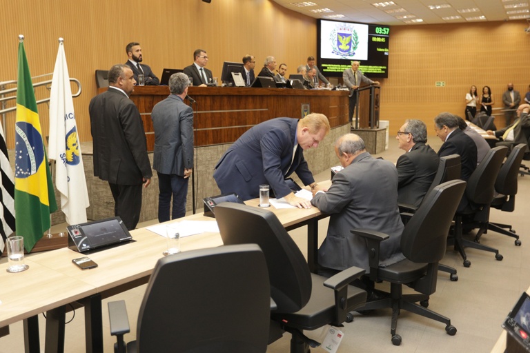 Vereadores analisam cinco projetos de lei na reunião ordinária desta quarta (24)