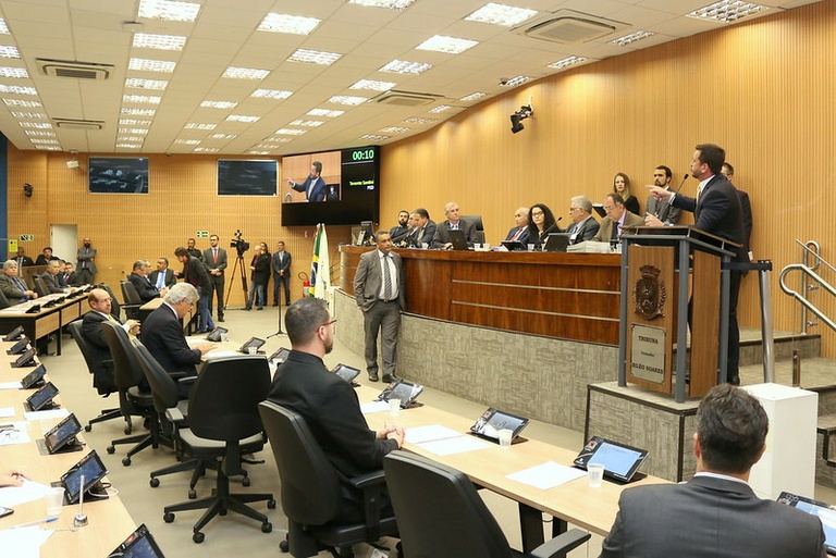 De maneira distinta, Tenente Santini e Galtério querem alterar número de vereadores de Campinas