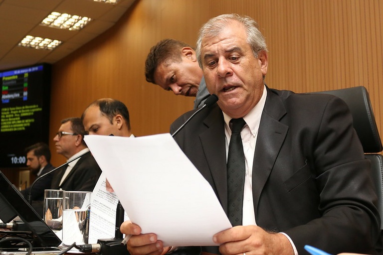 Marcos Bernardelli apresenta projeto que regulamenta a intervenção dos cães-terapeutas em Campinas