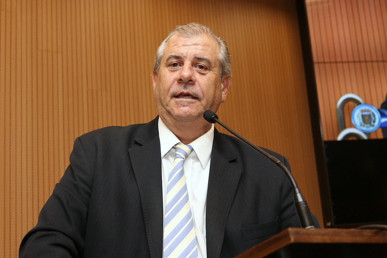 Marcos Bernardelli presta diversas homenagens em comemoração à Semana Nacional do Maçom