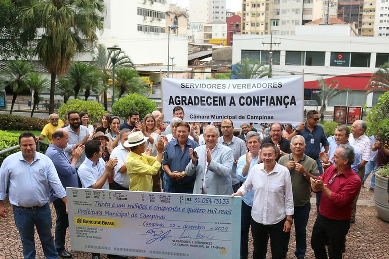 Retrospectiva 2019: em dezembro, Legislativo disponibiliza mais de R$ 31 milhões ao Executivo e TV Câmara fecha o ano com prêmio jornalístico e transmissão esportiva inédita