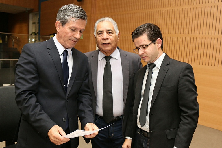 Câmara aprova a criação do mês Abril Marrom, dedicado à prevenção e combate aos diversos tipos de cegueira