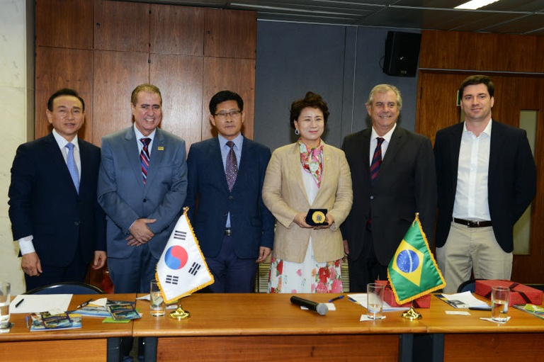 Câmara participa de assinatura de termo de compromisso entre Campinas e Cheonan: projeto de lei para transformar municípios brasileiro e sul-coreano em cidades-irmãs será votado em breve