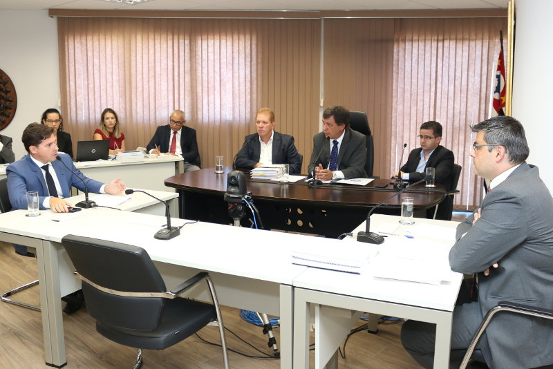 Testemunhas de acusação não comparecem, mas Marcelo Silva pede nova data para que duas delas deponham à Comissão Processante em reunião fechada; CP analisará pedido até segunda (21)