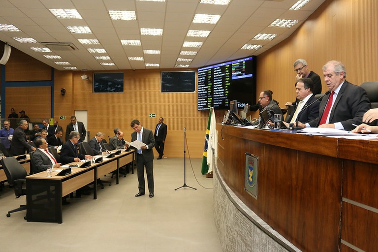 Presidente da Câmara, Bernardelli avalia como positivo o primeiro semestre legislativo: confira o balanço da Casa no período 