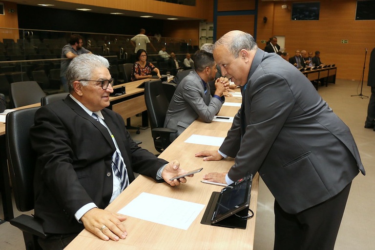 Câmara presta homenagem a Fumagalli, do Guarani, e a outros atletas com Diploma de Mérito Esportivo