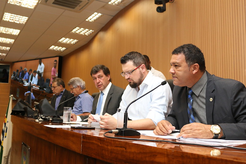 Comissão de Legalidade fará reunião extraordinária na quinta (6) para analisar Lei do Puxadinho e Refis 2019