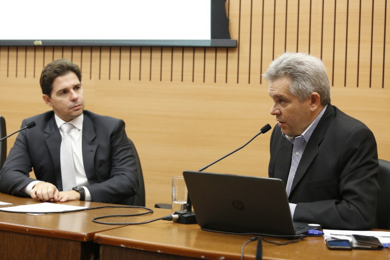 Comissão de Relações Internacionais debate a simplificação de procedimentos para empresas que atuam no comércio exterior