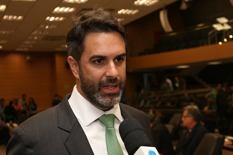 Por iniciativa de Nelson Hossri, a Câmara realiza palestra sobre a abordagem liberal nos temas sociais e ambientais