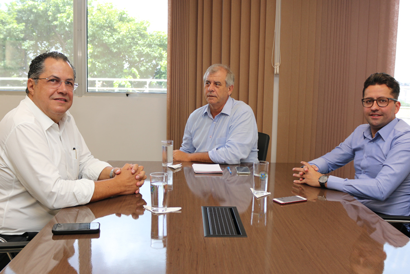Câmara recebe visita do secretário de habitação e presidente da Cohab de Campinas