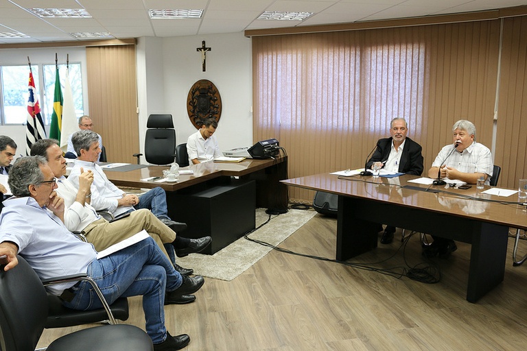 Em reunião na Câmara, Cejam mostra cronograma e documentos comprovando que presidente da Sanasa não descumpriu Lei Orgânica