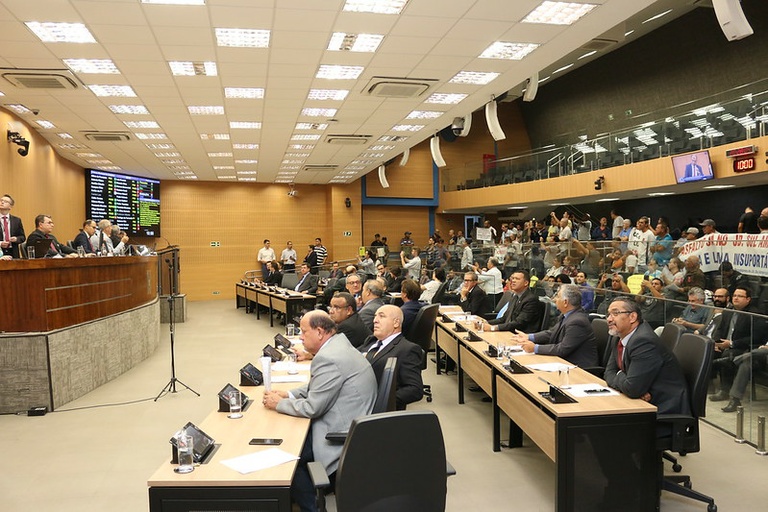 Câmara aprova, em votação final, autorização para Executivo emprestar até R$ 300 milhões para uso em obras