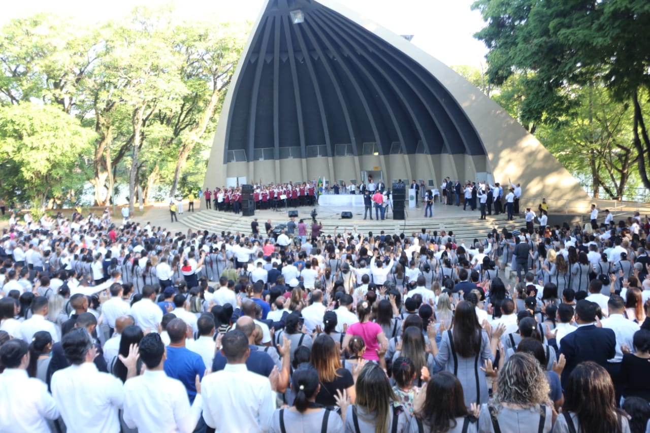 Câmara entrega honrarias na Concha Acústica com a presença do prefeito de Campinas em comemoração ao Dia Municipal do Obreiro Universal