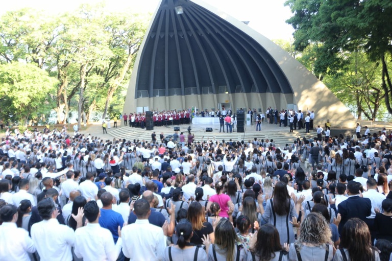 Câmara entrega honrarias na Concha Acústica com a presença do prefeito de Campinas em comemoração ao Dia Municipal do Obreiro Universal