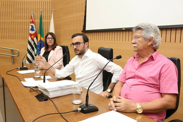 Comissão de Educação e Esporte vai montar uma força-tarefa para discutir com o governo paulista a municipalização do Ensino Fundamental