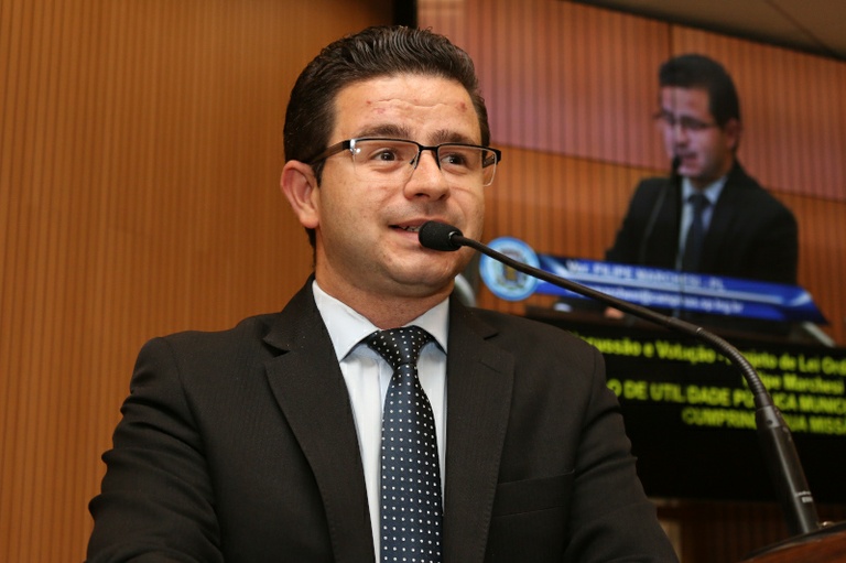 Em moção aprovada em Plenário, presidente da Comissão da Criança e Adolescente destaca importância da eleição do Conselho Tutelar, que ocorrerá em 6/10; confira os locais de votação  