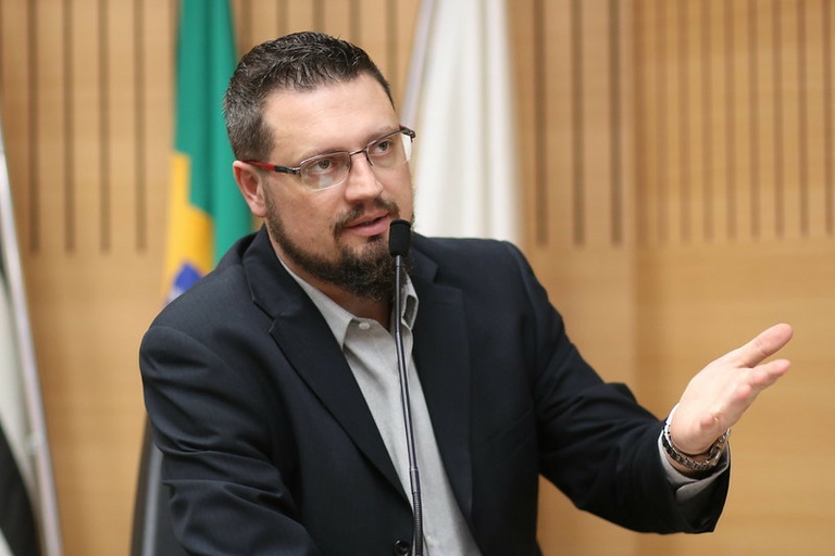 Vinicius Gratti traz especialista para tirar dúvidas sobre a Reforma da Previdência