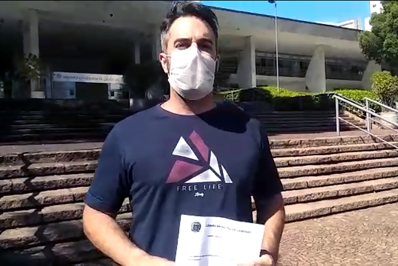 Coronavírus: Hossri entrega abaixo-assinado com mil assinaturas a prefeito pedindo incentivos, descontos e isenções em impostos