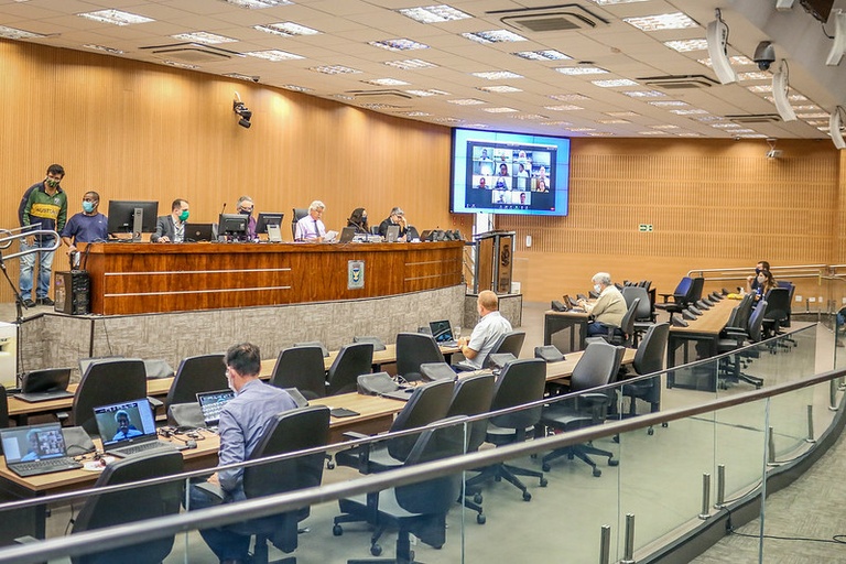 Audiência pública sobre projetos envolvendo APA dura mais de três horas e tem participação popular efetiva; nova audiência ocorrerá em 21/8