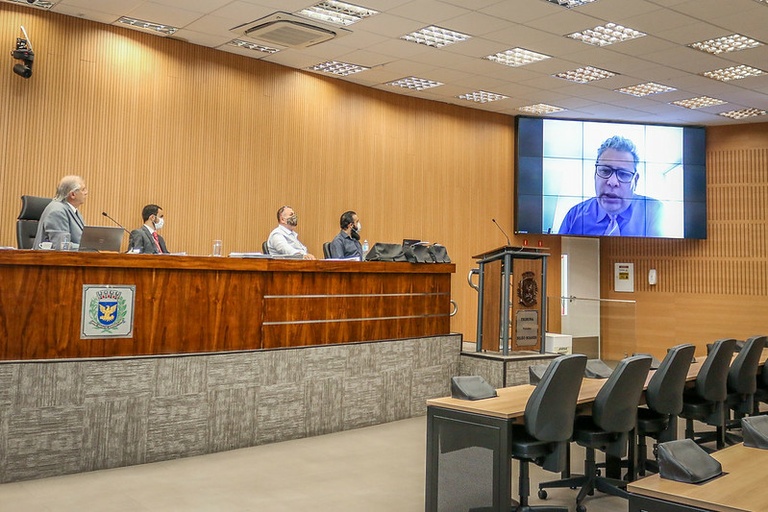 Vereadores votam nesta quinta (20), em reuniões extraordinárias à distância, criação de programa de monitoramento remoto para diagnosticados com Covid19