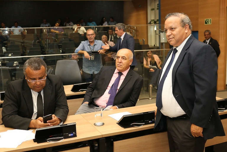 Ailton da Farmácia apela para o restabelecimento na entrega de nutrição enteral a pacientes acamados e que se alimentam por sondas