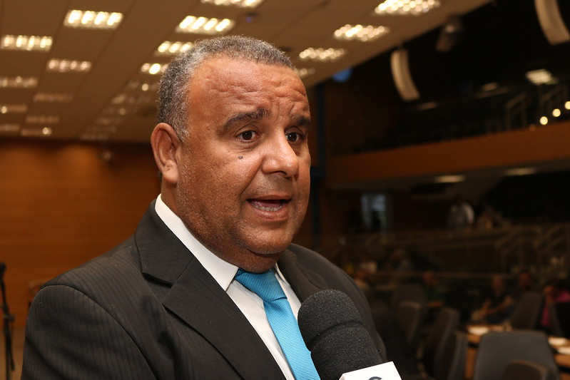 Cidão Santos protocola moção protestando contra fechamento de quatro Delegacias Especializadas de Polícia em Campinas