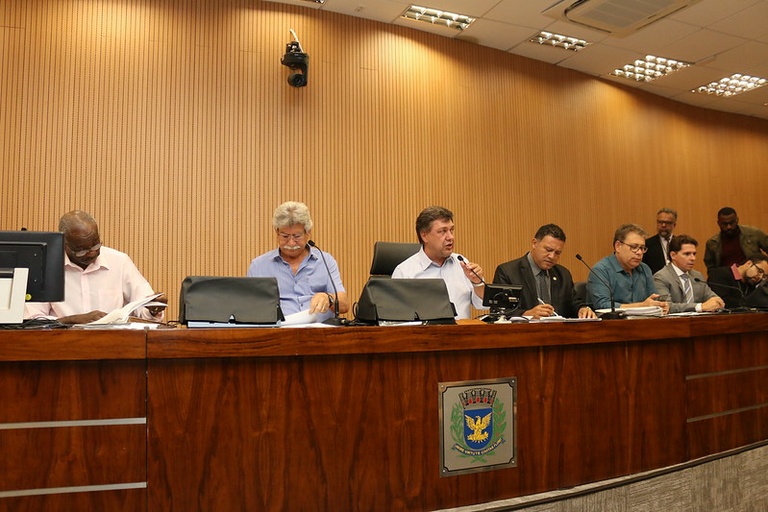 Comissão de Constituição e Legalidade analisa 22 projetos na primeira reunião de 2020   