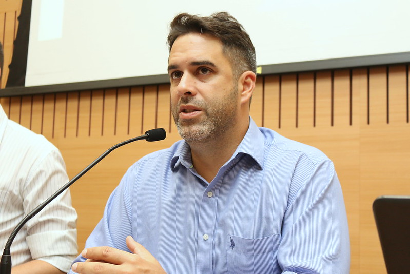 Nelson Hossri entrega honraria a ONG ABRACEsolidário