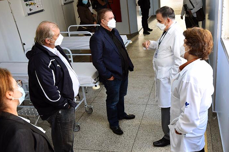 Contra o coronavírus: Presidente da Câmara visita leitos que serão mantidos com R$ 2 milhões disponibilizados pelo Legislativo à prefeitura