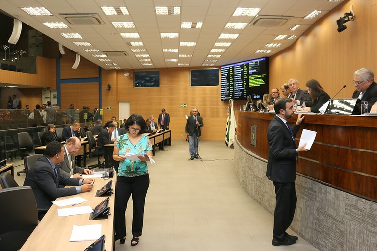 Câmara vota em 1ª análise, nesta quarta (11), obrigatoriedade da prefeitura publicar na Internet o quanto foi arrecadado em tributos municipais a cada semestre
