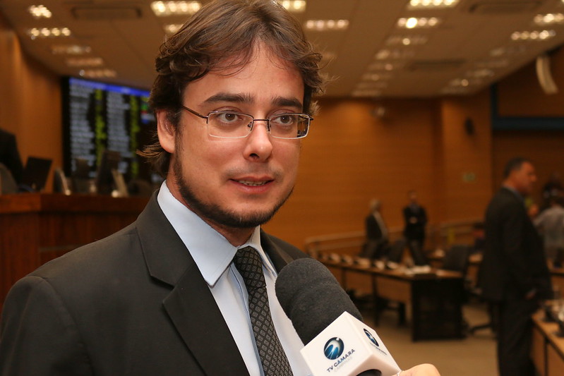 Comissão de Política Social e Saúde solicita à Prefeitura material em Libras sobre o coronavírus