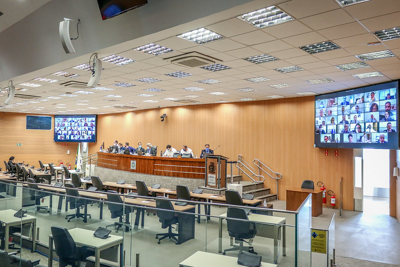Código de Ética Parlamentar da CMC é publicado no Diário Oficial e entra em vigor