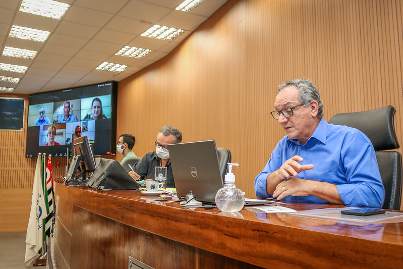 Comissão dos impactos econômicos e sociais da pandemia recebe a diretoria da Abrasel para falar sobre a crise no setor de bares e restaurantes