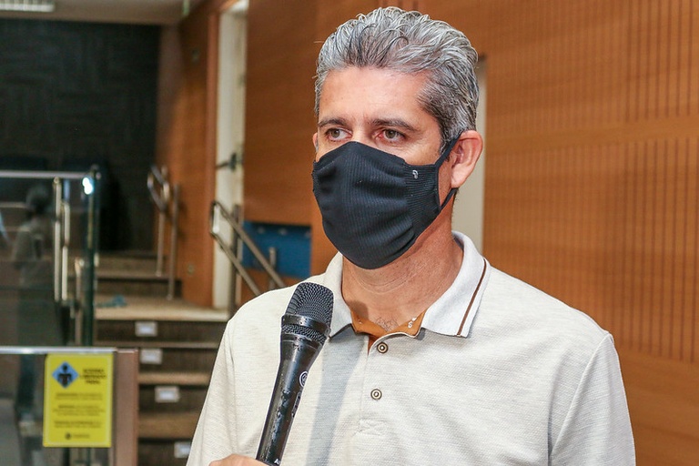 Eduardo Magoga apela para a elaboração de decreto federal com normas para utilização de produtos com validade superada, mas ainda próprios para consumo a fim de combater a fome