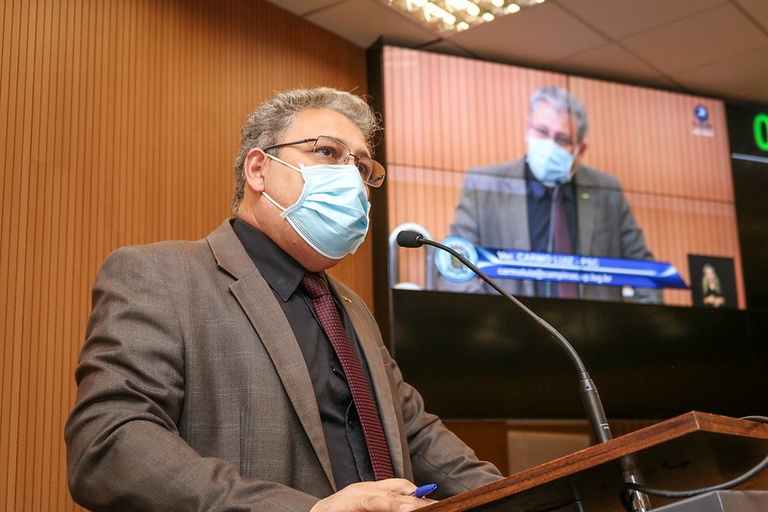 Carmo Luiz questiona Emdec sobre previsão para o aumento da frota