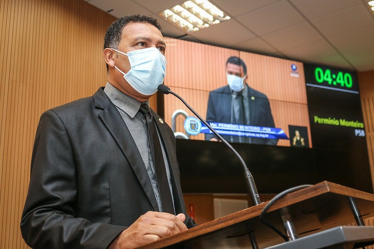 Permínio Monteiro protocola projeto que cria o Programa Municipal De Responsabilidade Socioambiental e Certificação Municipal de Sustentabilidade