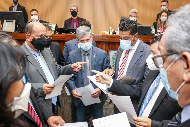 Retrospectiva 2021: em fevereiro, Câmara retoma as reuniões presenciais sem a presença de público e cria Comissão para acompanhar o caso de um menino encontrado acorrentado 