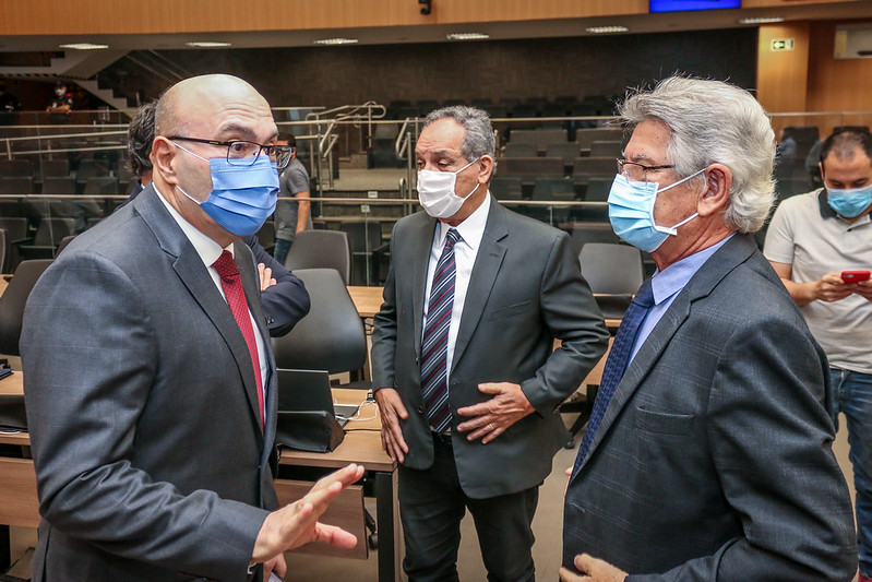 Na abertura dos trabalhos da Legislatura 2021-2024, Zé Carlos destaca equilíbrio, diversidade e independência da Câmara e prefeito dá panorama da cidade aos vereadores, falando sobre Covid, prorrogação do cartão Nutrir, licitação de transporte e outros