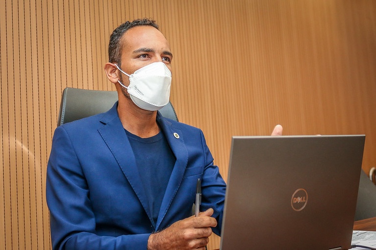 Higor Diego apresenta projeto para acabar com o prazo de validade dos créditos dos cartões do Bilhete Único