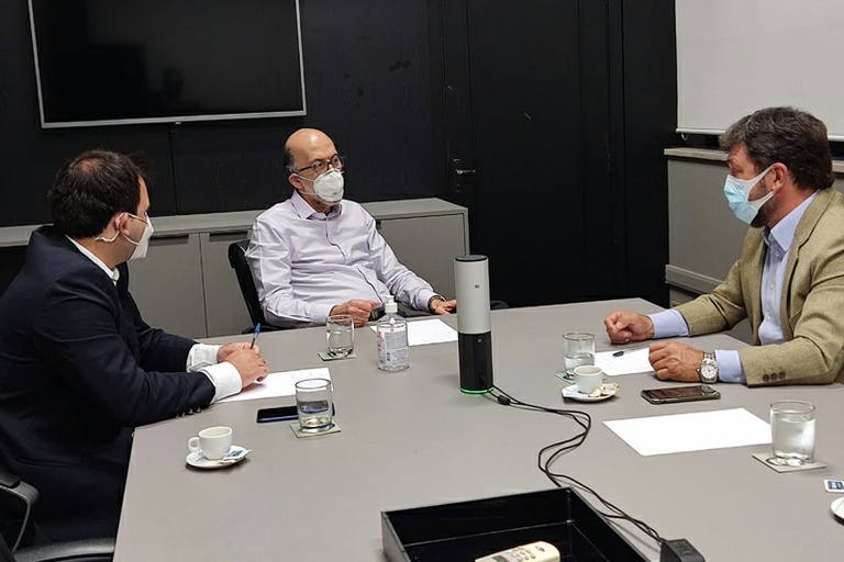 Luiz Cirilo obtém apoio da Secretaria Estadual de Desenvolvimento Regional para novo Poupatempo no Centro